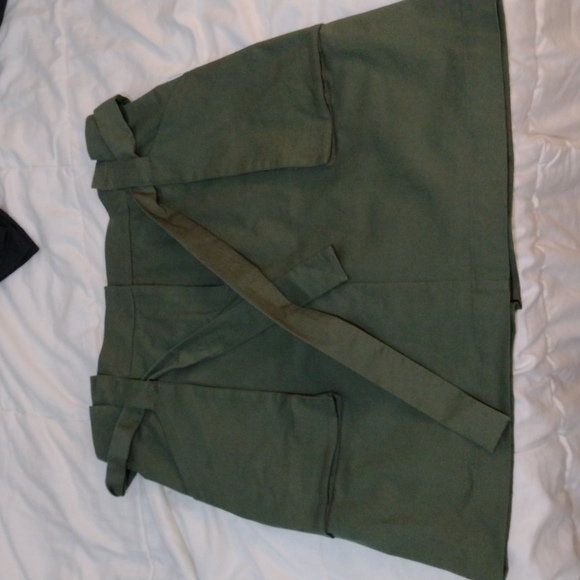 Green Paperbag Skirt - Picture 1 of 5